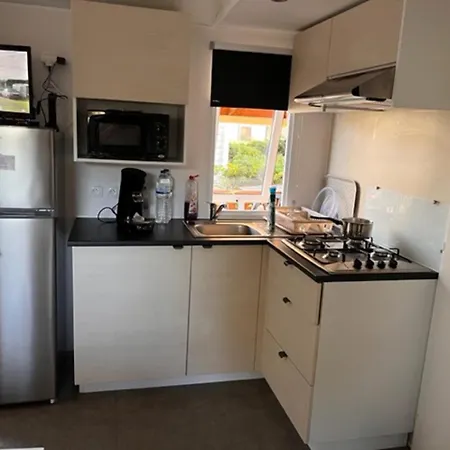 Mobil Clim, Tv - Camping Falaise Plage 4 Etoiles - 004 Narbonne-Plage